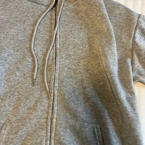 Grey sweatshirt